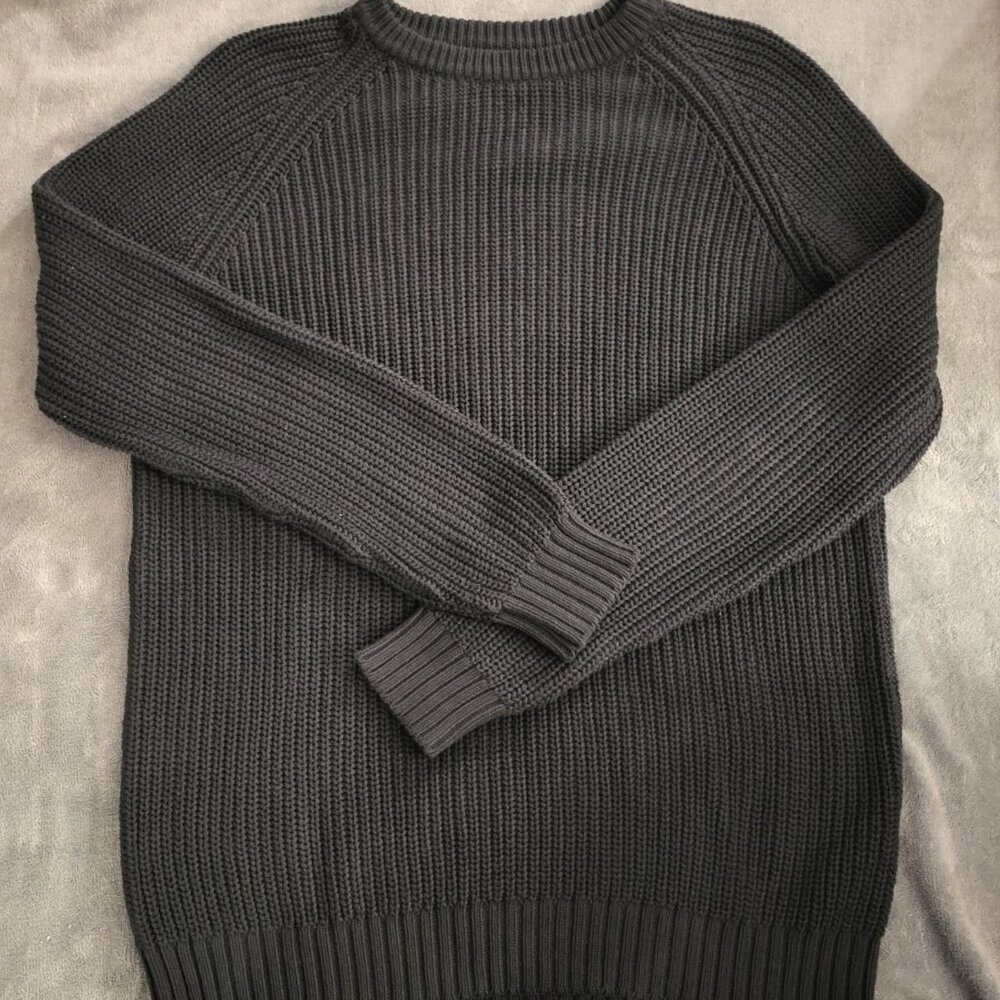 Beautiful navy blue well-knit heavy sweater - Made in Italy